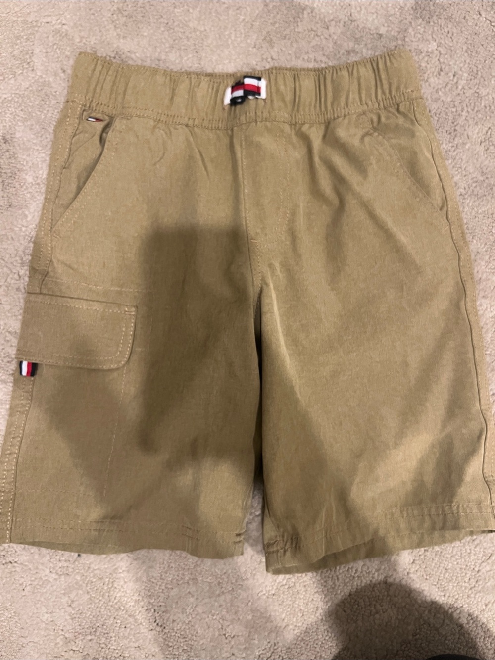 Tommy Hilfiger Boys Quick dry fabric Cargo Shorts in Khaki